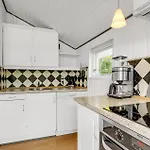 2 Bedroom Gorgeous In