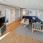 2 Bedroom Gorgeous In Hemmet