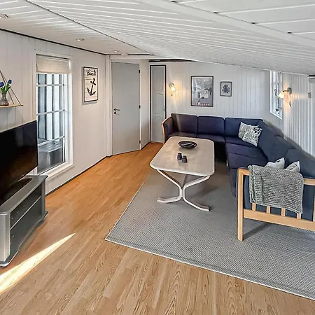 2 Bedroom Gorgeous In Hemmet